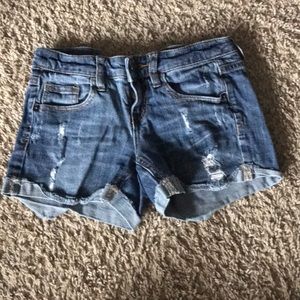 Mossimo jean shorts, sizes size 3